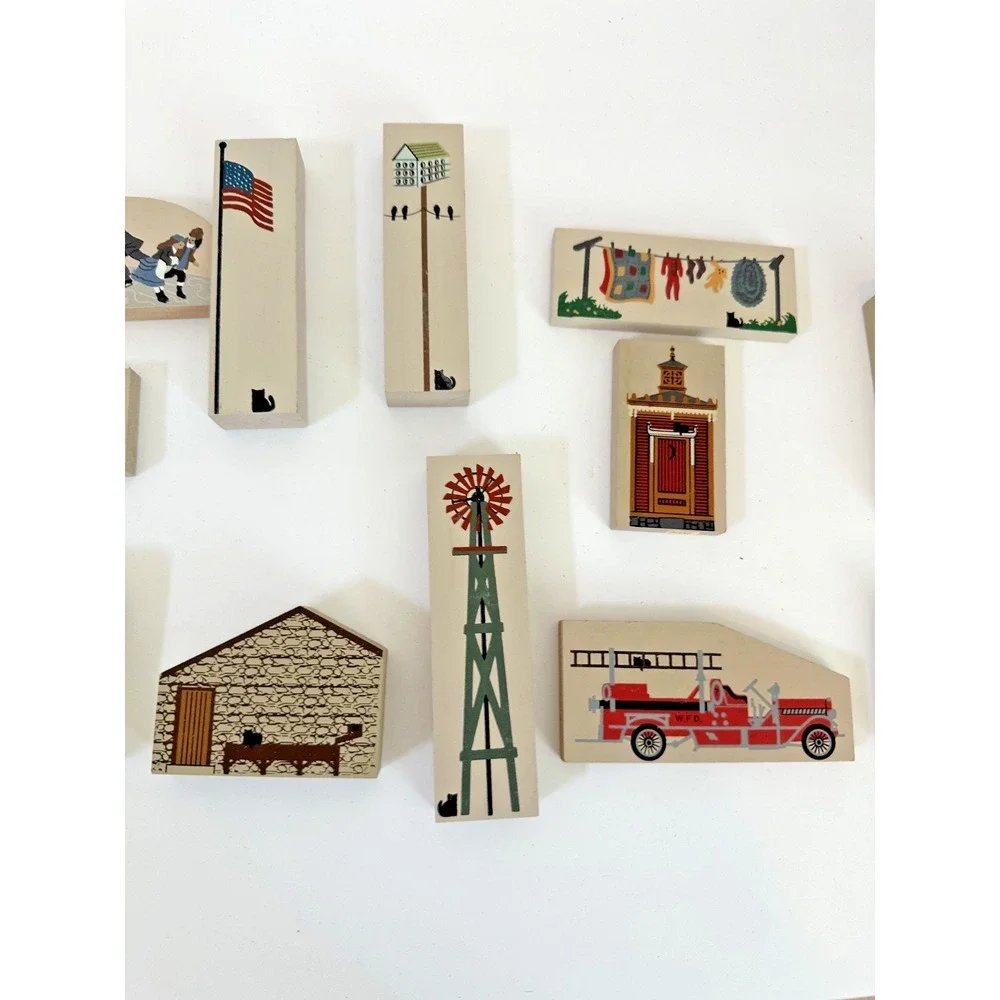 Cats Meow Village windmill USA Flag Laundry Firestruck‎ Silo Birdhouse Set 11